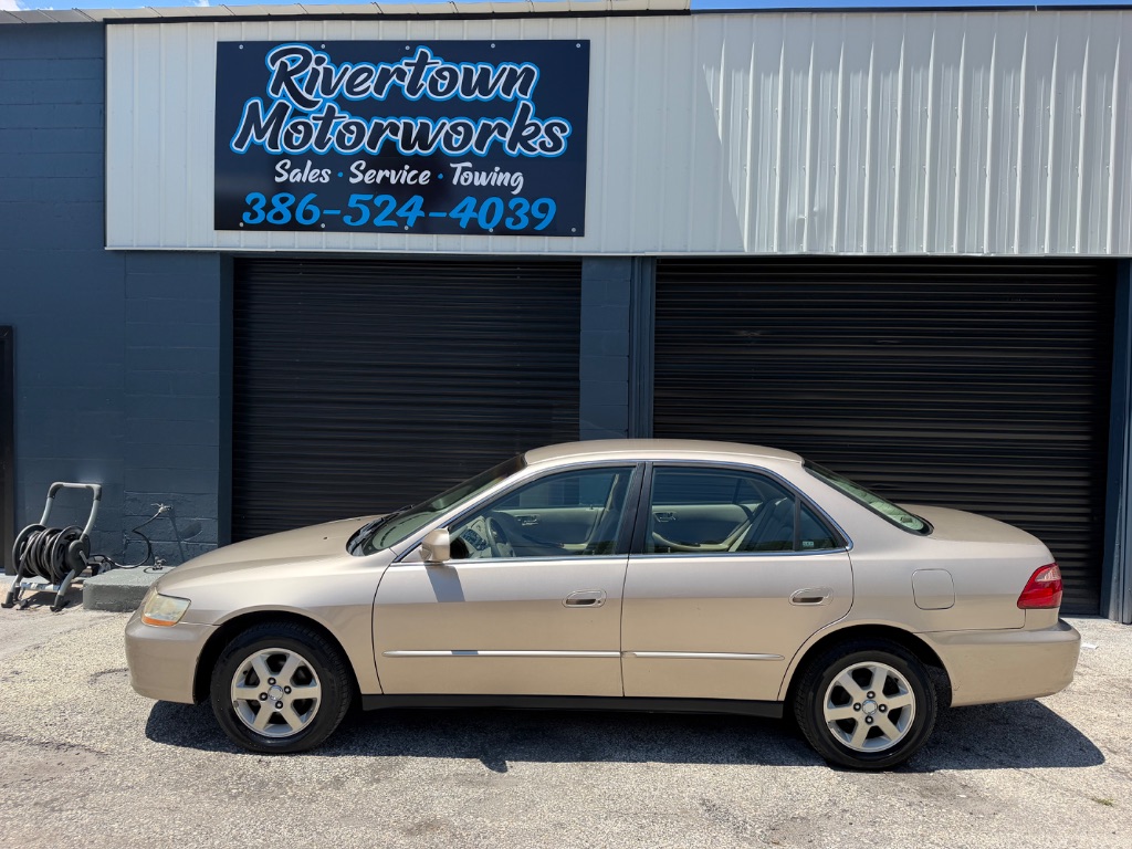 2000 Honda Accord - $4,995