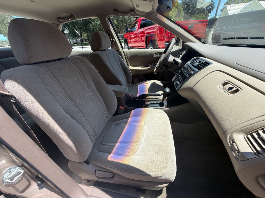 2000 Honda Accord - $4,995