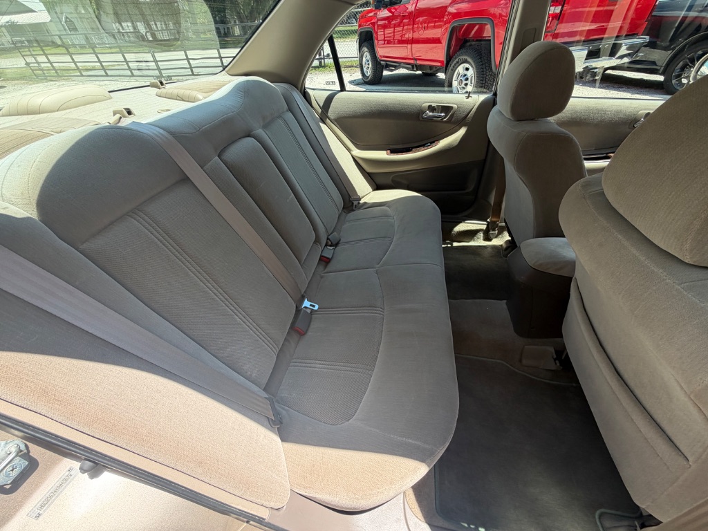 2000 Honda Accord - $4,995