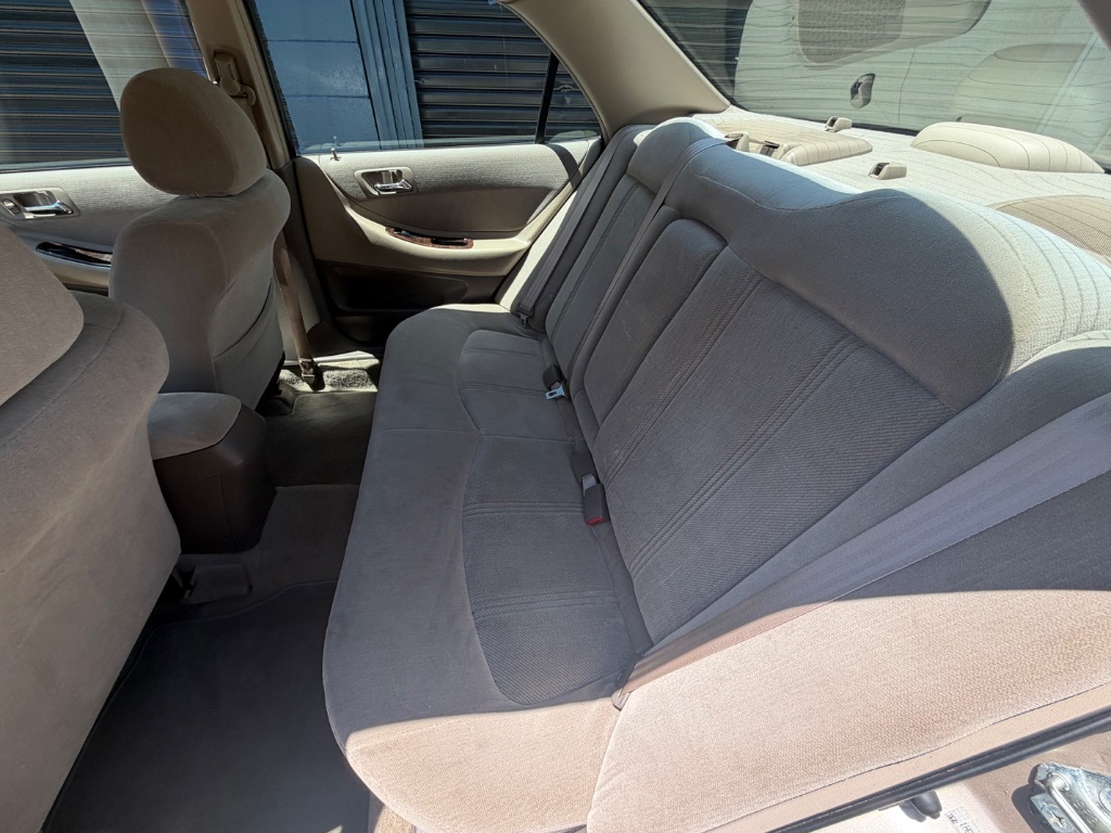 2000 Honda Accord - $4,995