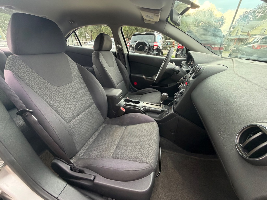 2007 Pontiac G6 - $5,995