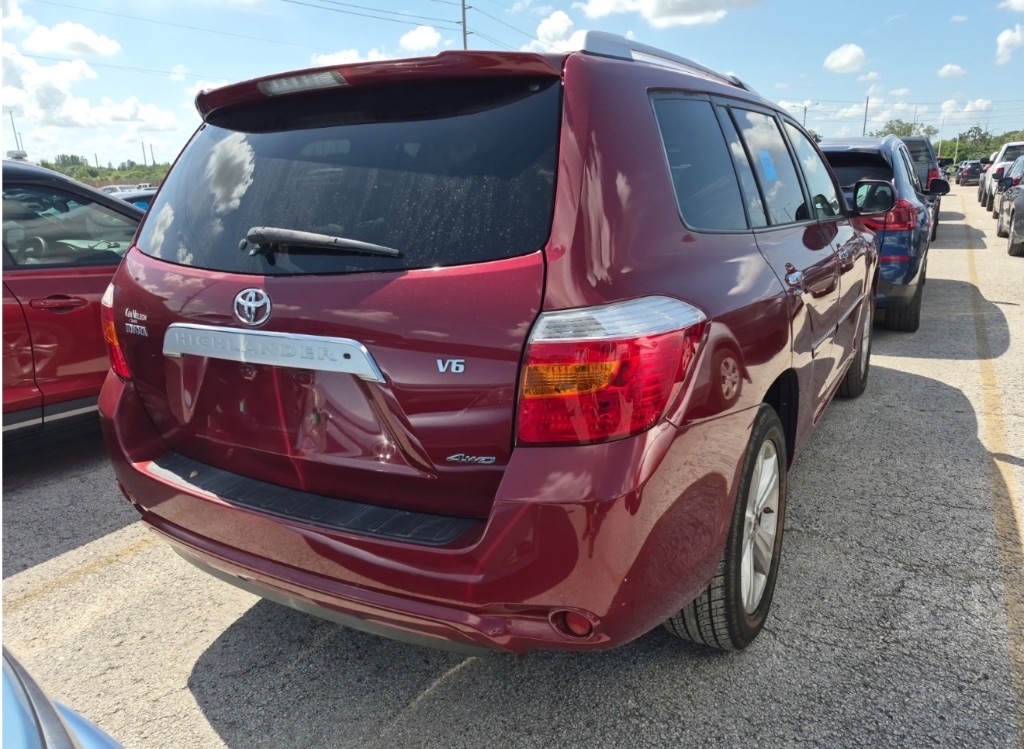 2008 Toyota Highlander - $12,495