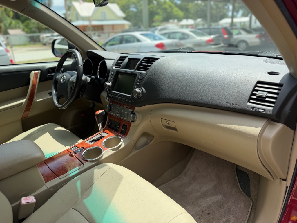 2008 Toyota Highlander - $12,495