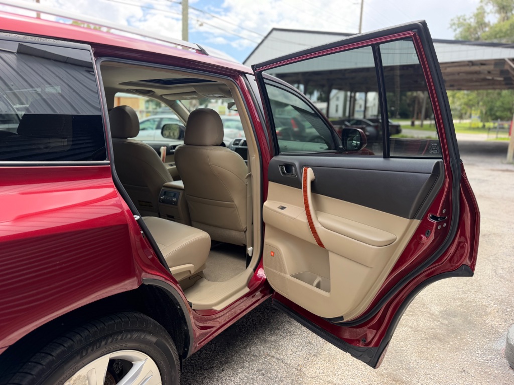 2008 Toyota Highlander - $12,495