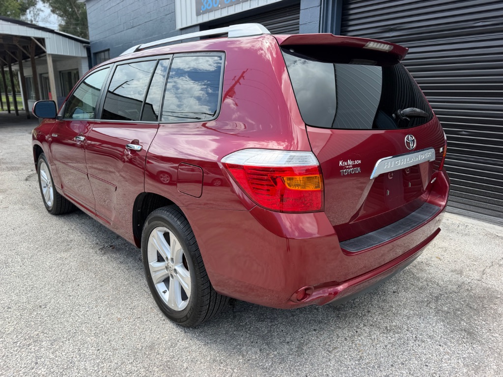 2008 Toyota Highlander - $12,495