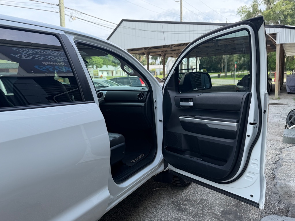 2016 Toyota Tundra - $19,495