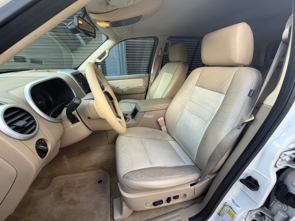 2008 Mercury Mountaineer - $3,995