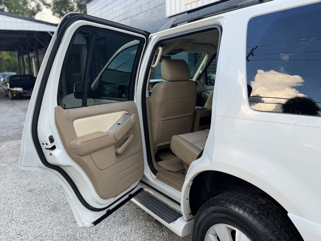 2008 Mercury Mountaineer - $3,995