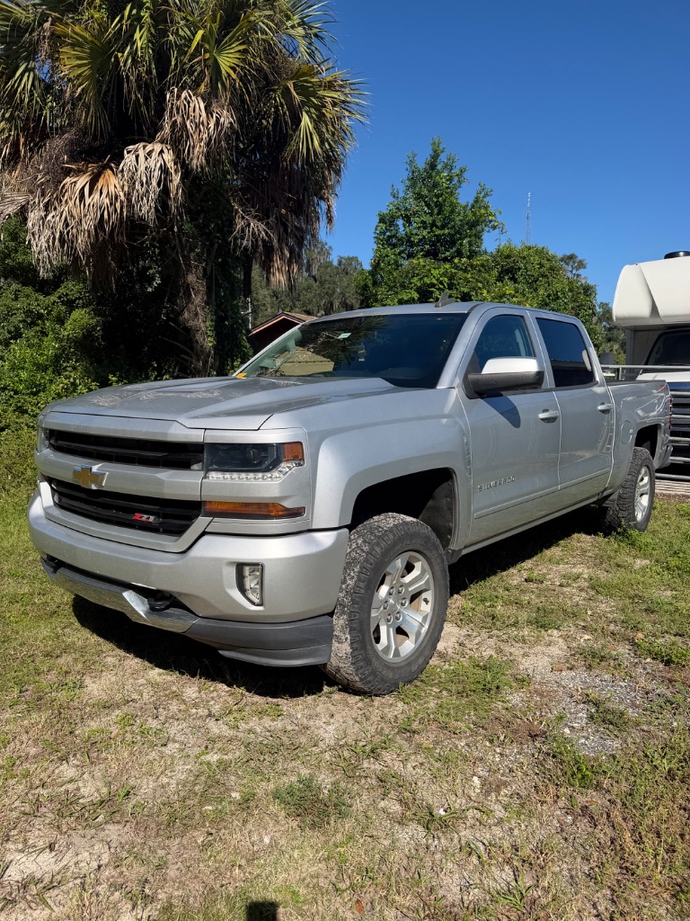 2017 Chevrolet Silverado - $20,495