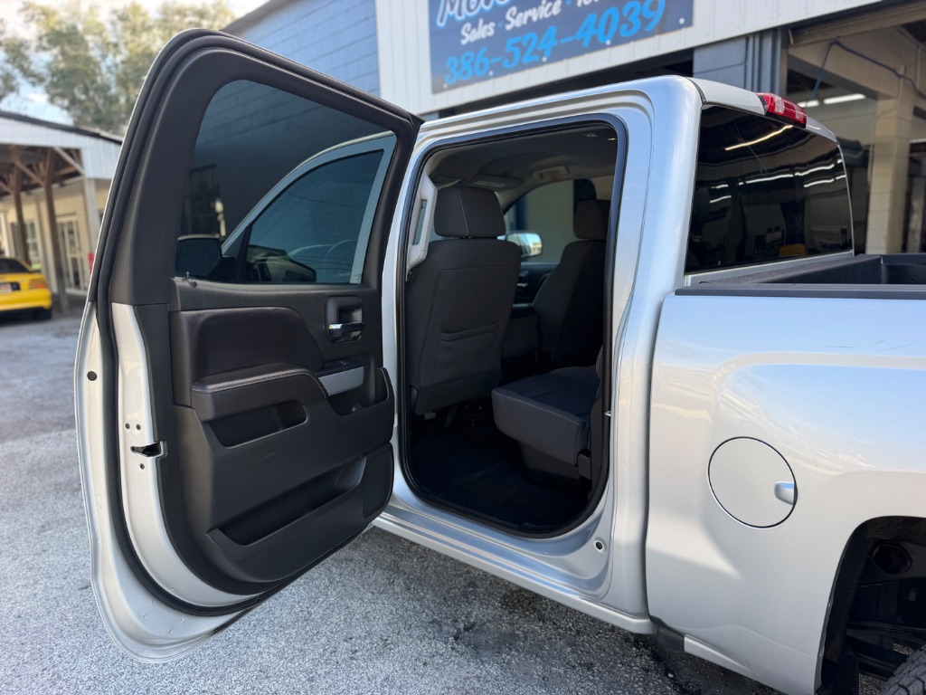 2017 Chevrolet Silverado - $20,495