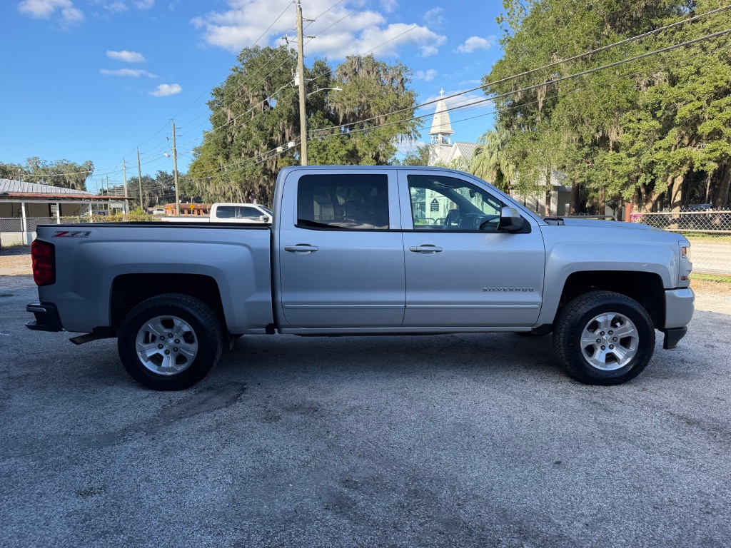 2017 Chevrolet Silverado - $20,495