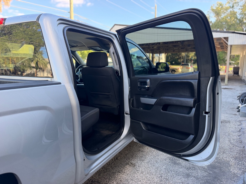 2017 Chevrolet Silverado - $20,495