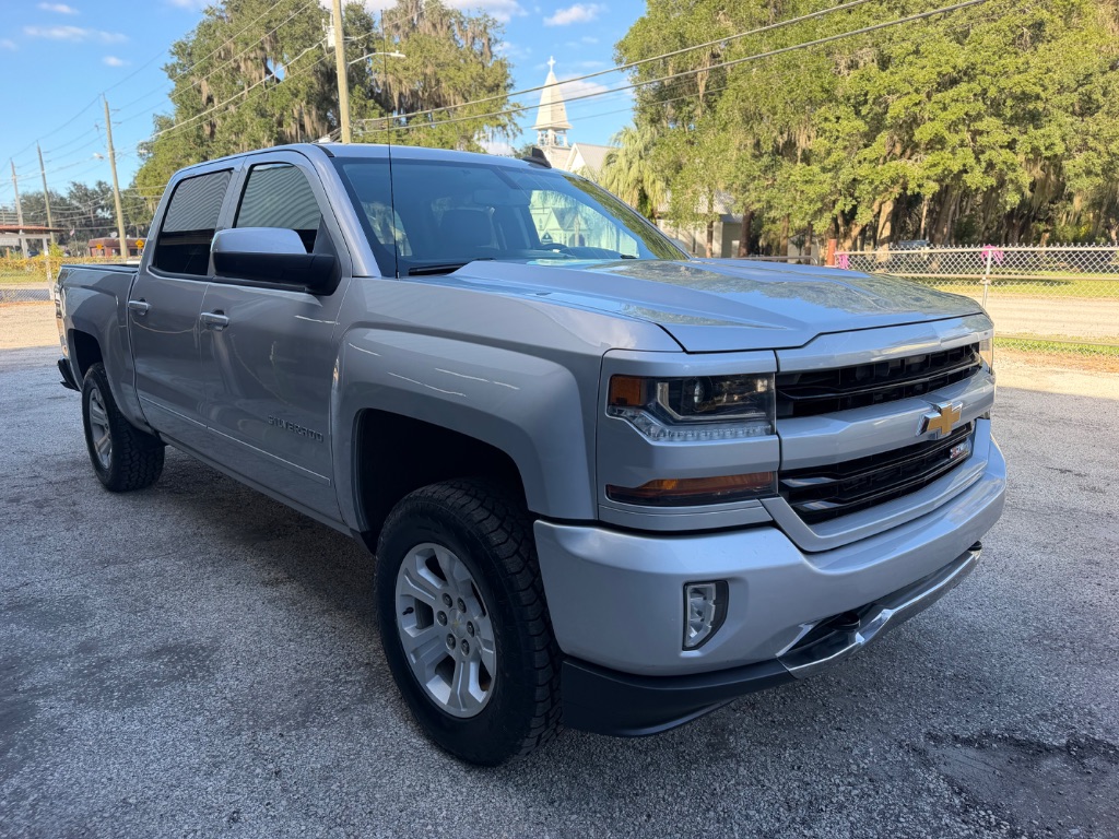 2017 Chevrolet Silverado - $20,495