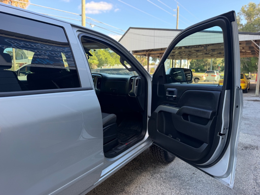 2017 Chevrolet Silverado - $20,495