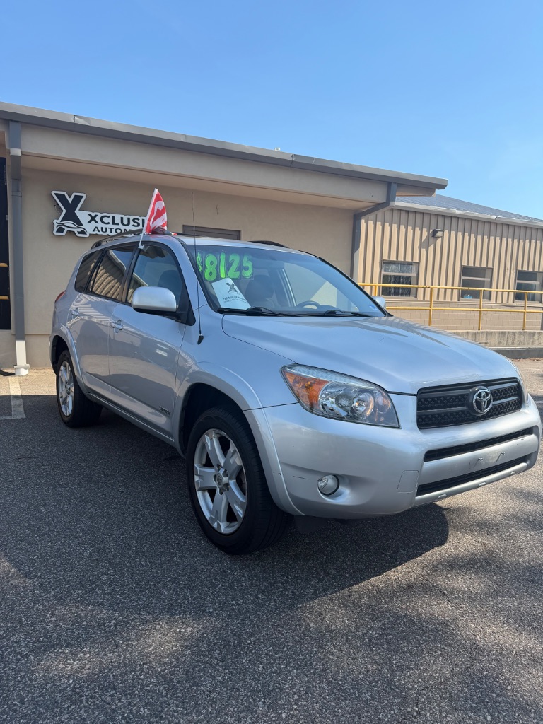 2008 Toyota RAV4 - $8,125