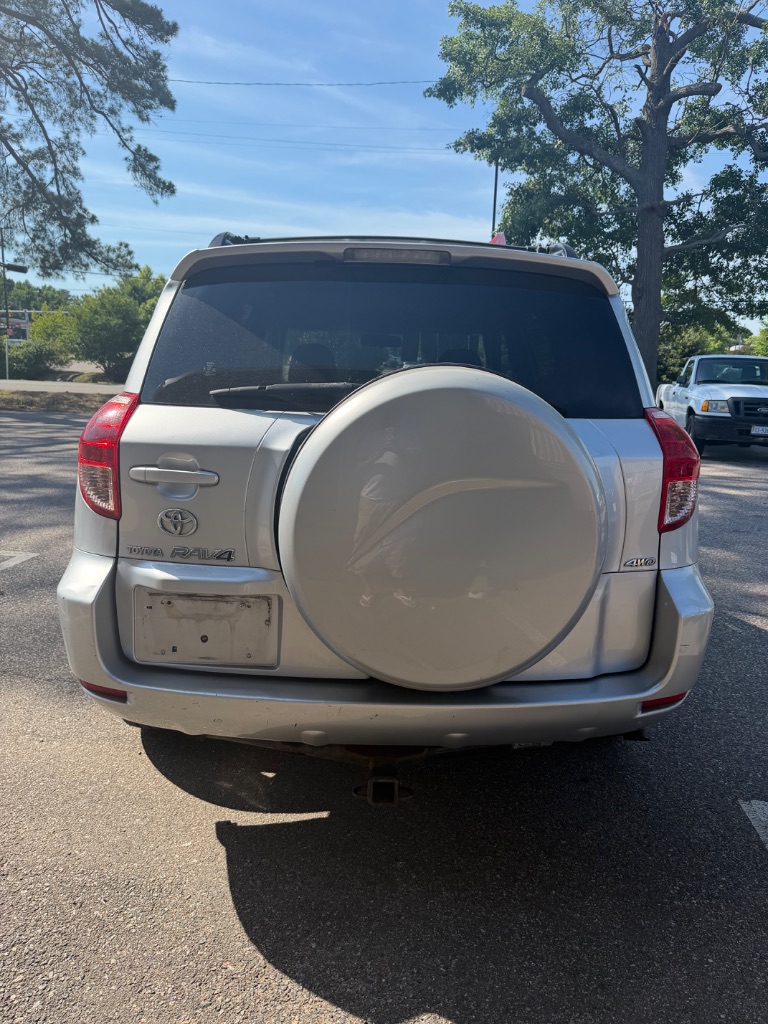 2008 Toyota RAV4 - $8,125