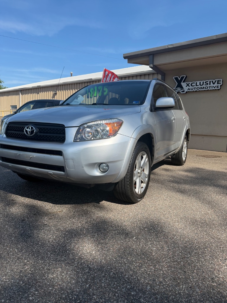 2008 Toyota RAV4 - $8,125