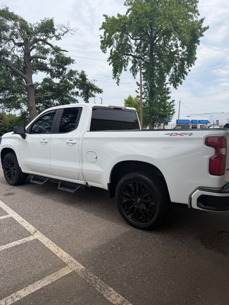 2020 Chevrolet Silverado - $22,000