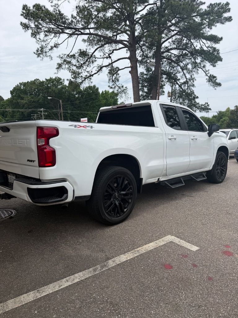 2020 Chevrolet Silverado - $22,000