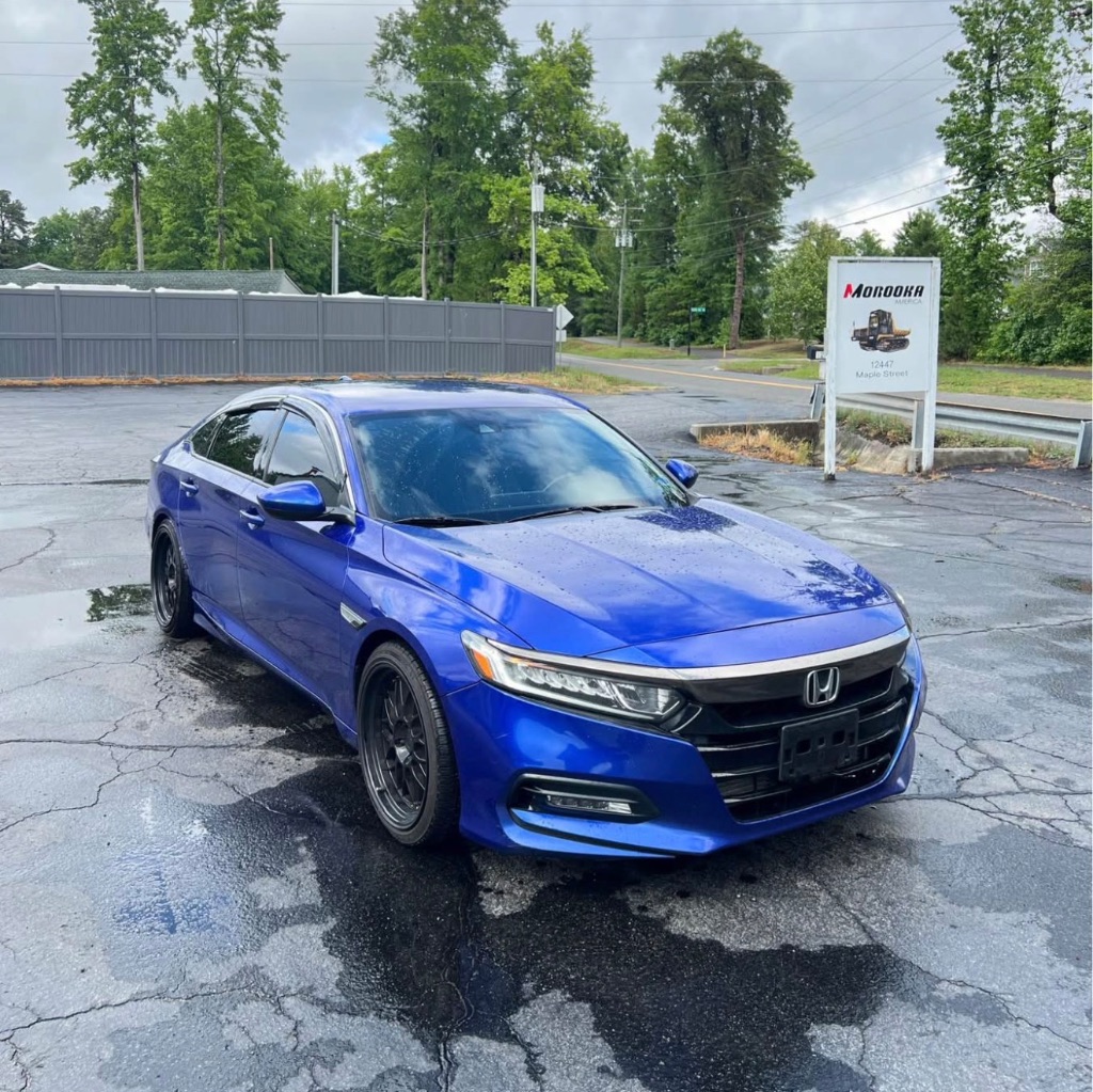 2018 Honda Accord - $11,500