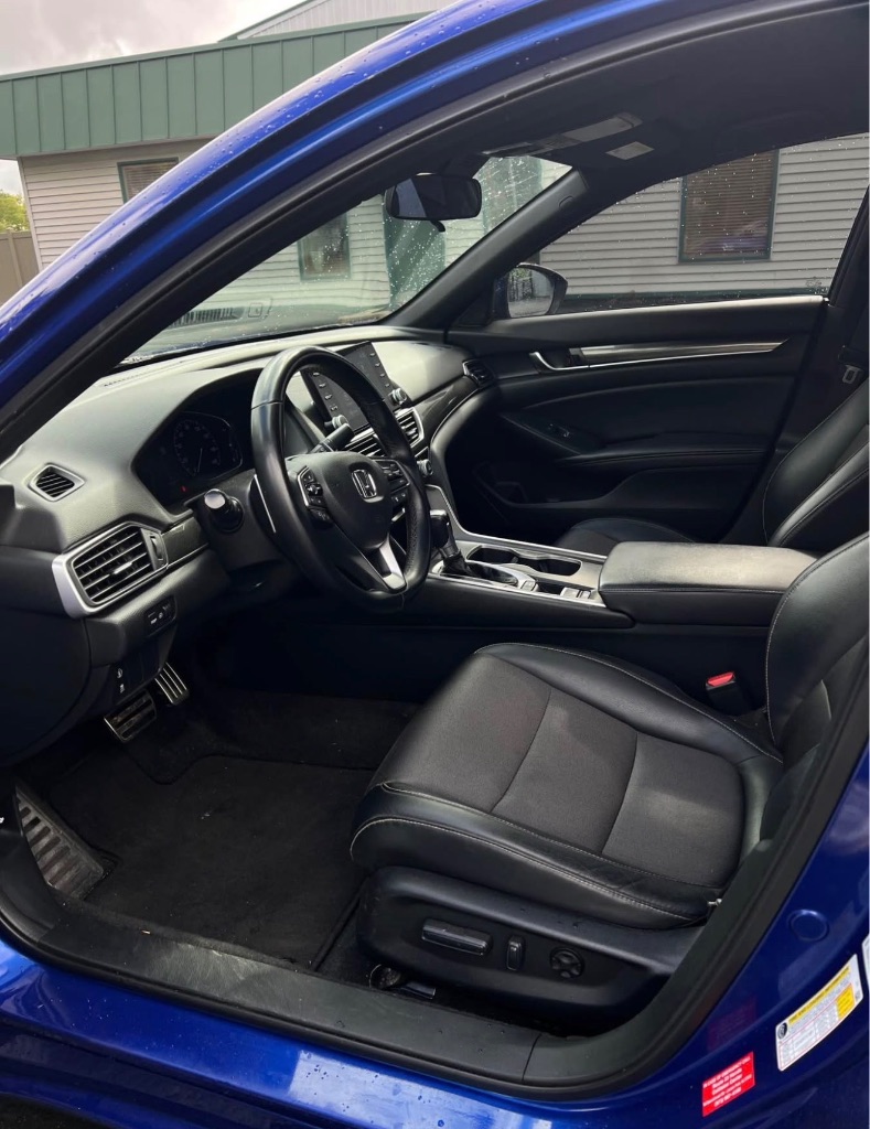 2018 Honda Accord - $11,500