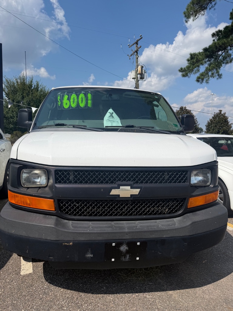 2015 Chevrolet Express - $6,500
