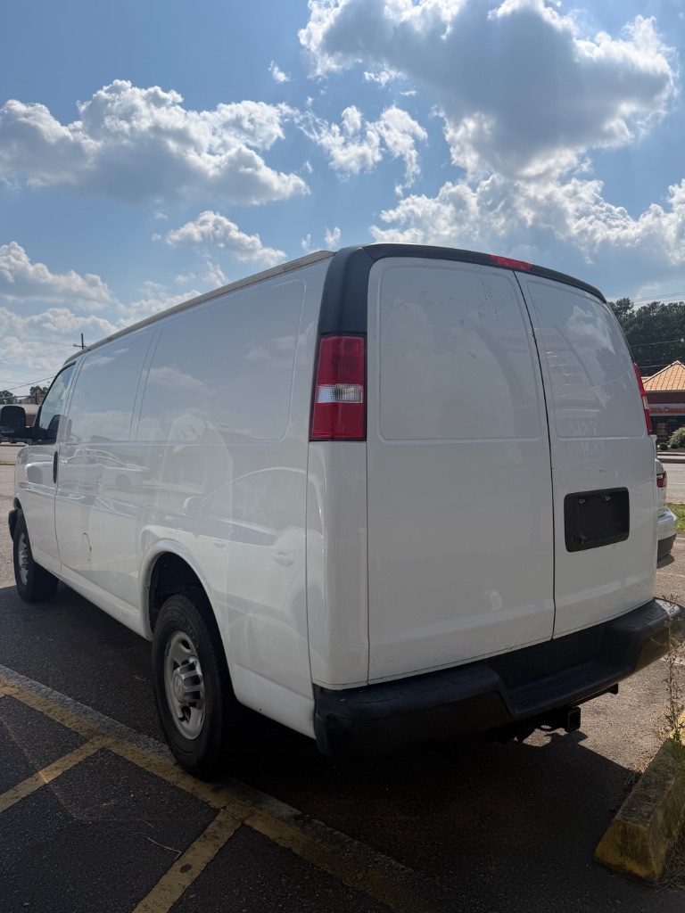 2015 Chevrolet Express - $6,500