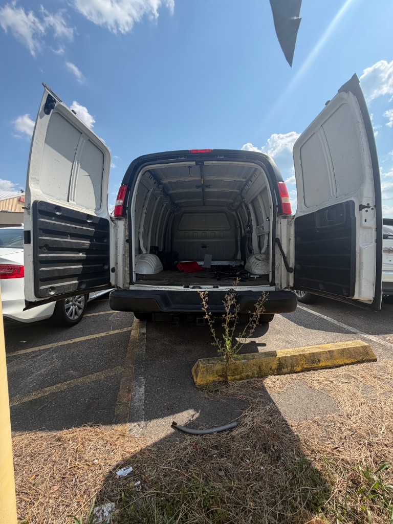 2015 Chevrolet Express - $6,500
