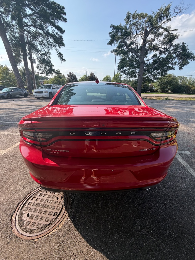 2016 Dodge Charger - $15,000