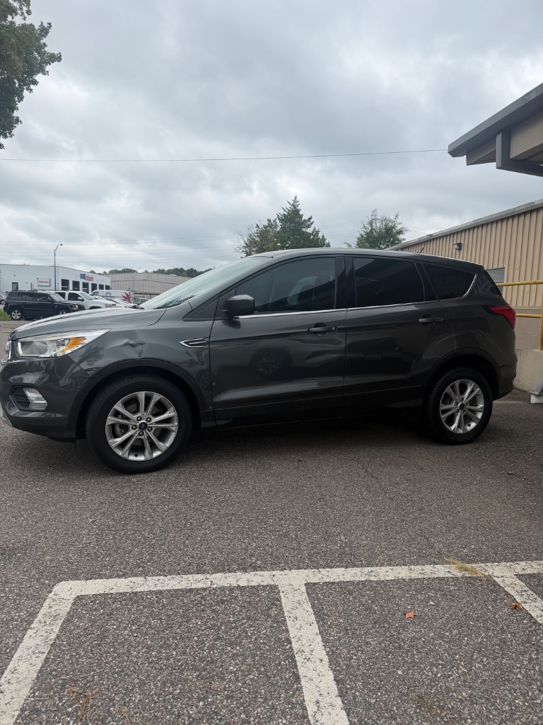 2019 Ford Escape - $7,999