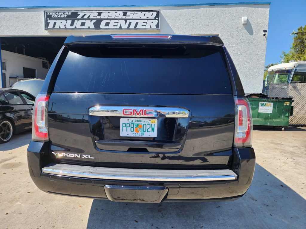 2016 GMC Yukon