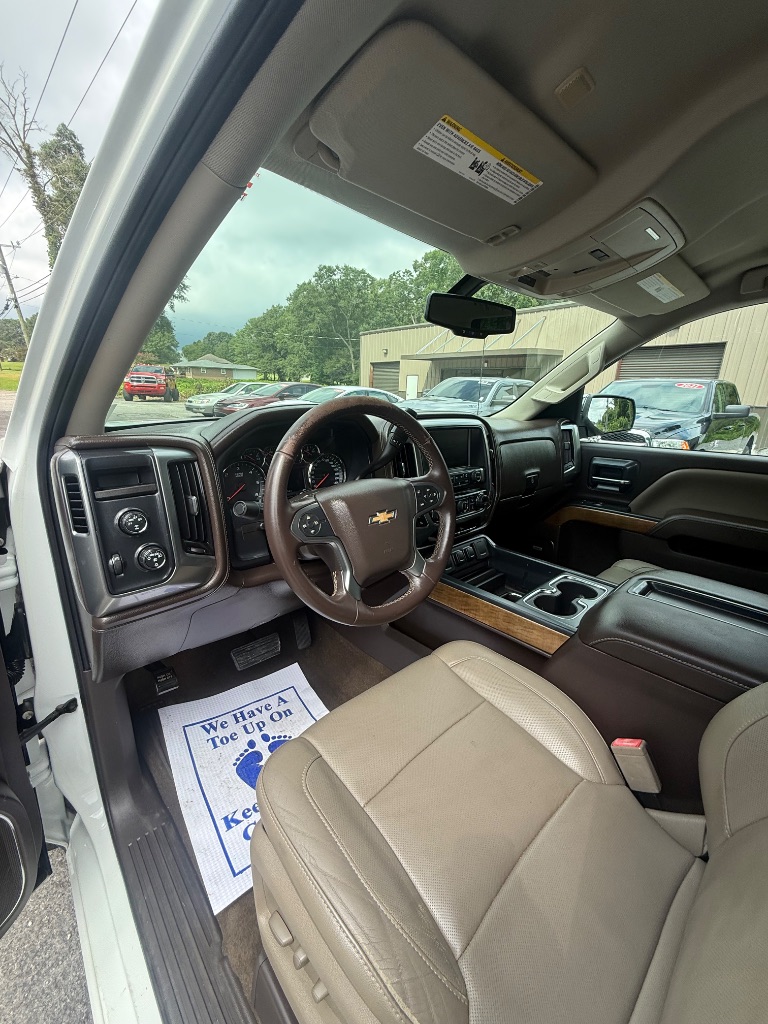 2015 Chevrolet Silverado 1500 - $18,800