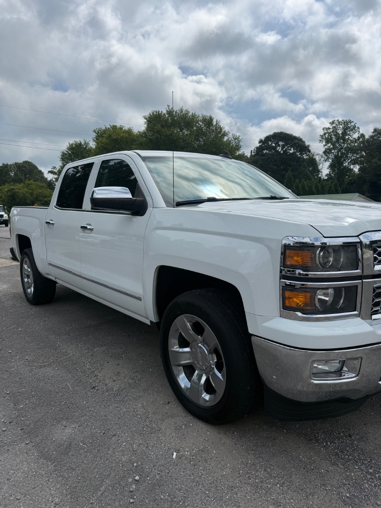 2015 Chevrolet Silverado 1500 - $18,800
