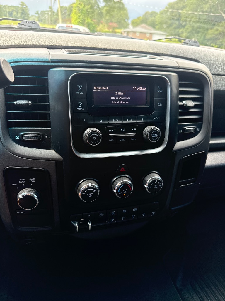 2018 Ram 2500 - $21,900