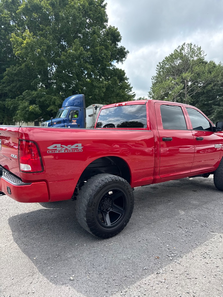 2018 Ram 2500 - $21,900