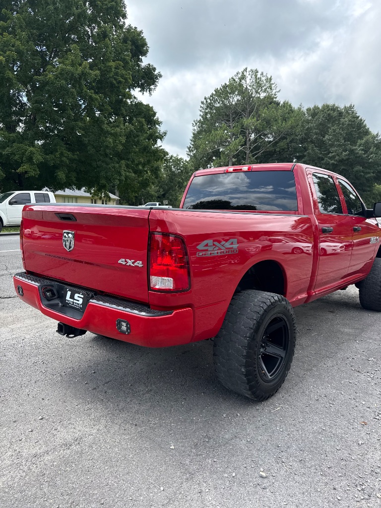 2018 Ram 2500 - $21,900
