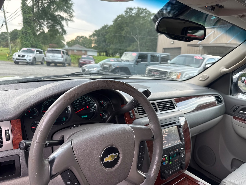 2013 Chevrolet Tahoe - $12,000