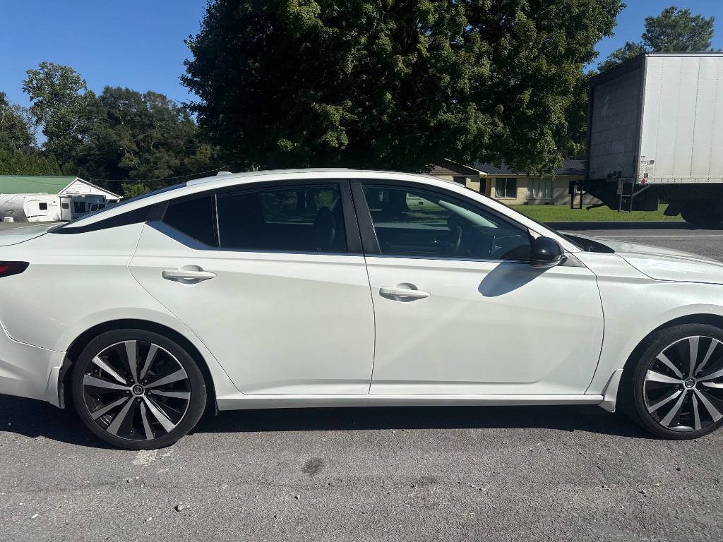 2021 Nissan Altima - $12,500