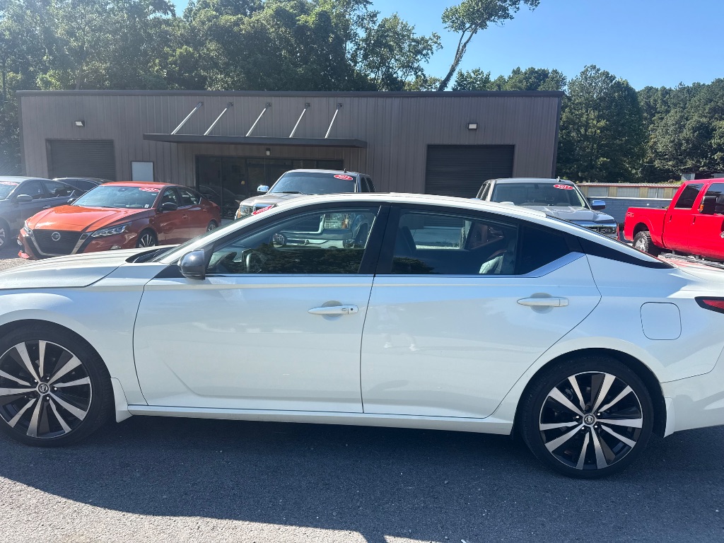 2021 Nissan Altima - $12,500