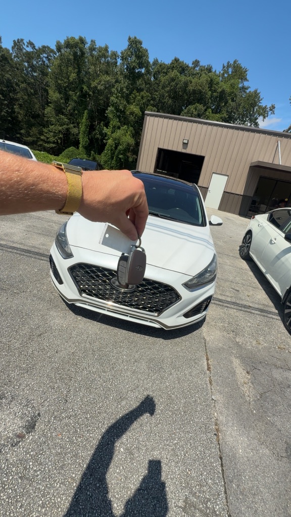 2018 Hyundai Sonata - $10,500