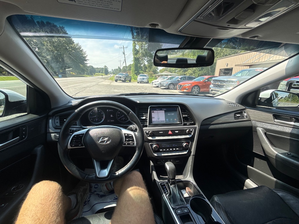 2018 Hyundai Sonata - $10,500