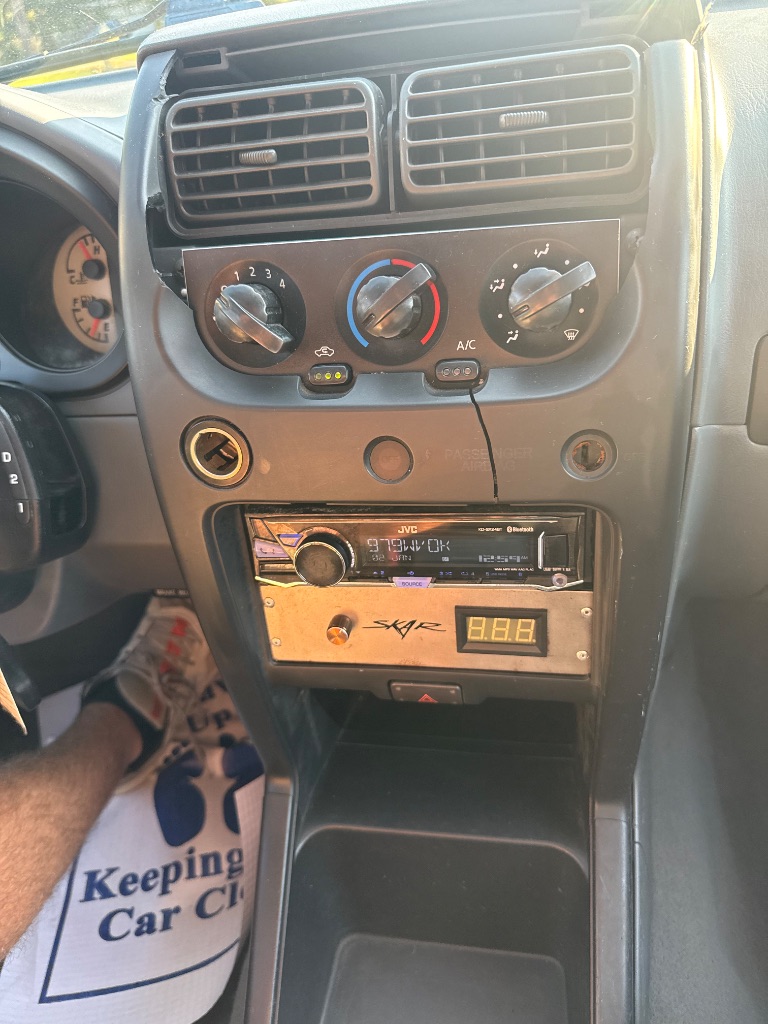 2004 Nissan Frontier - $4,000