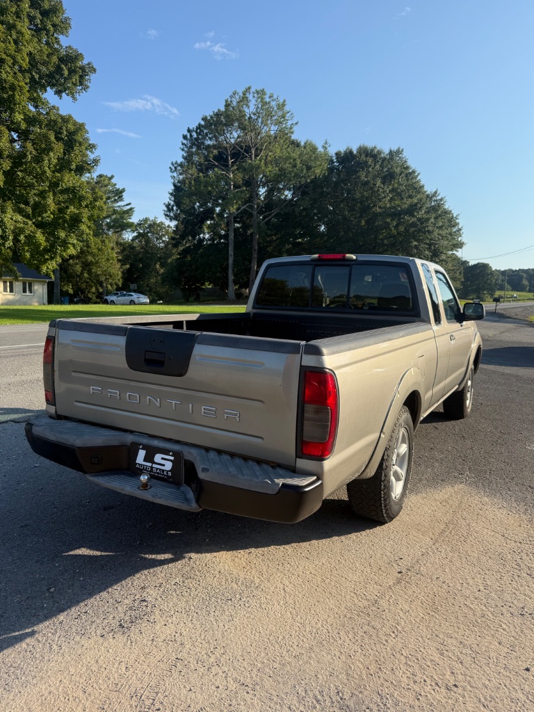 2004 Nissan Frontier - $4,000
