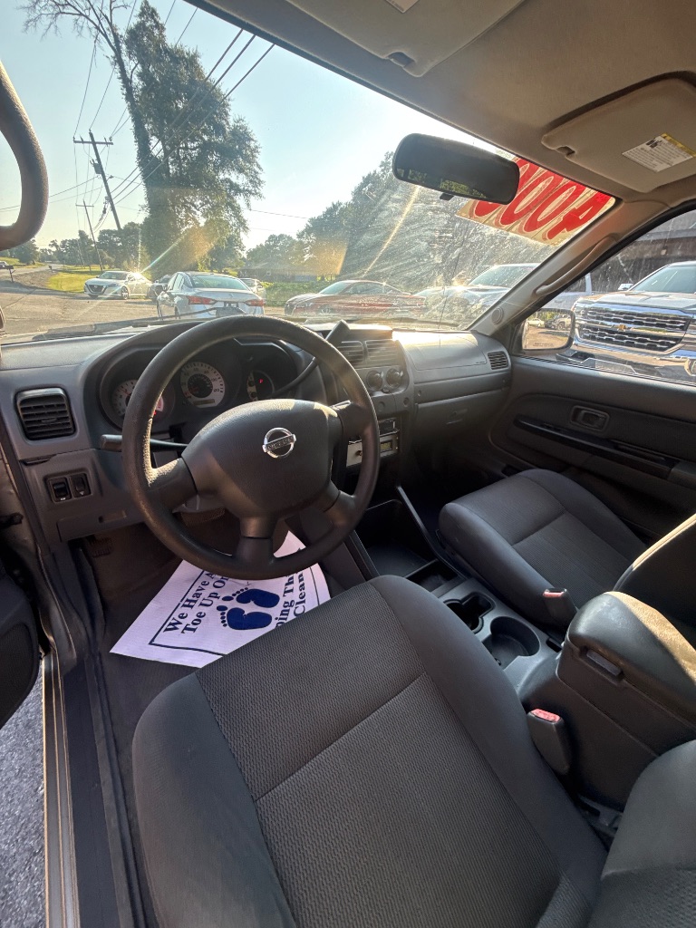 2004 Nissan Frontier - $4,000