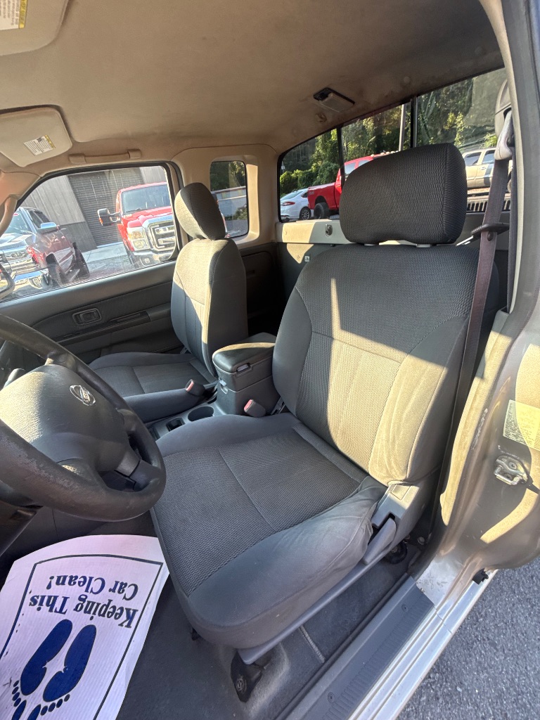2004 Nissan Frontier - $4,000