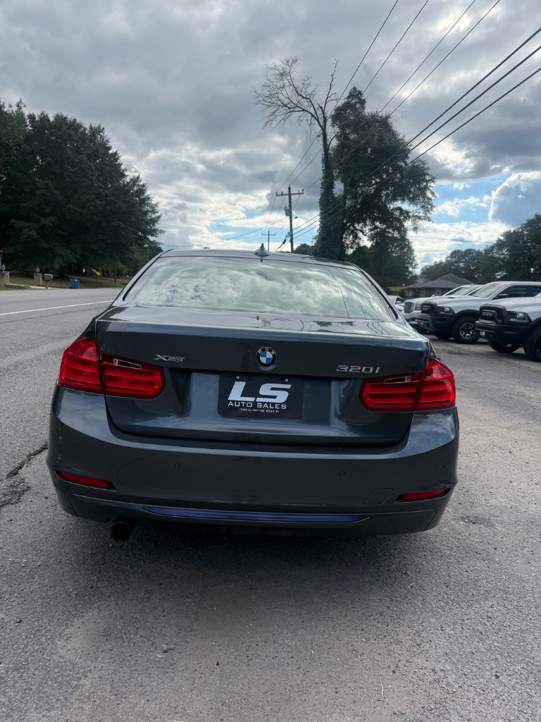 2015 BMW 320i - $9,500