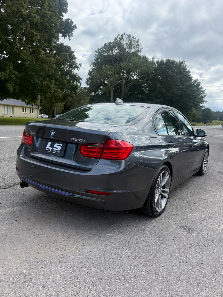 2015 BMW 320i - $9,500