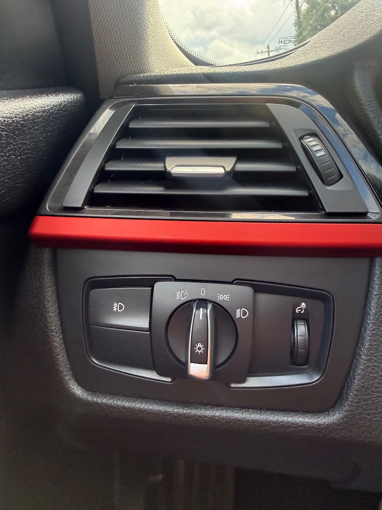 2015 BMW 320i - $9,500