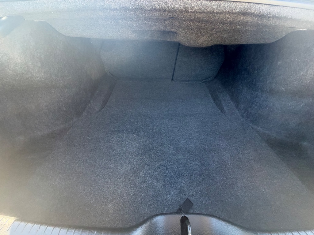 2016 Chrysler 300 - $9,000