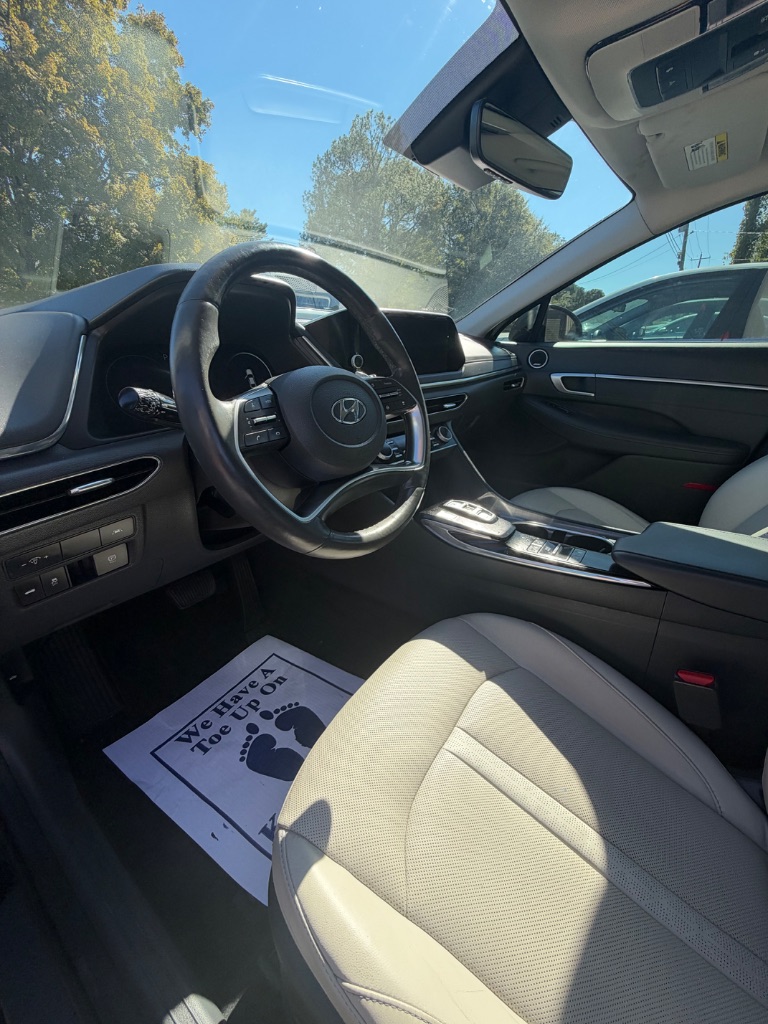 2020 Hyundai Sonata - $16,000